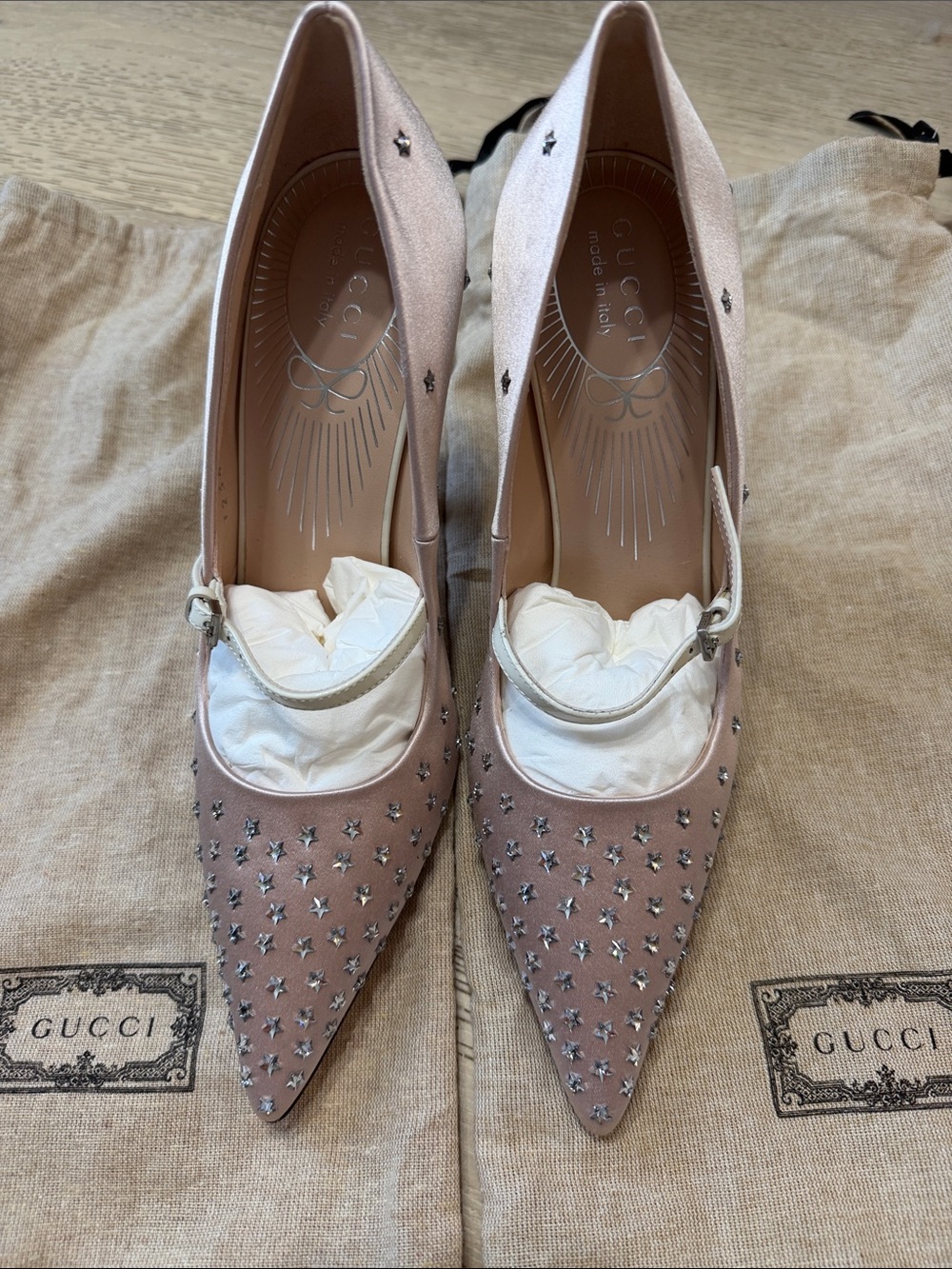 Gucci Blush Pink Star-Embellished Pointed Mary Jane Heels - Picture 1 of 5